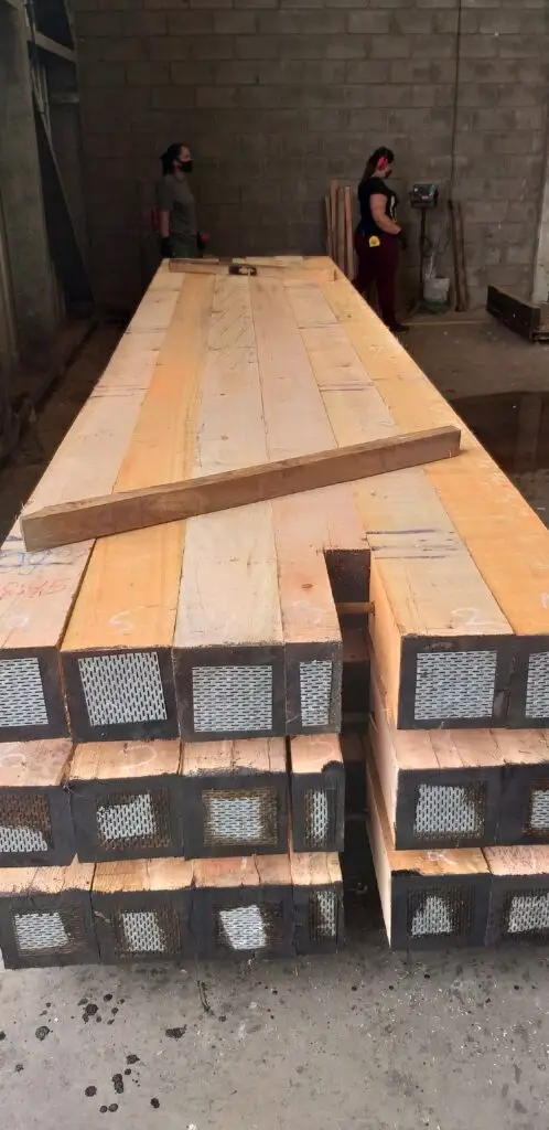 Small notch Eucalyptus pipeline mats