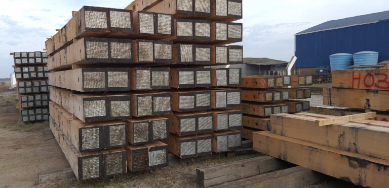 16 foot Eucalyptus heavy lift timber mats with small lifting notch for safer crane operations